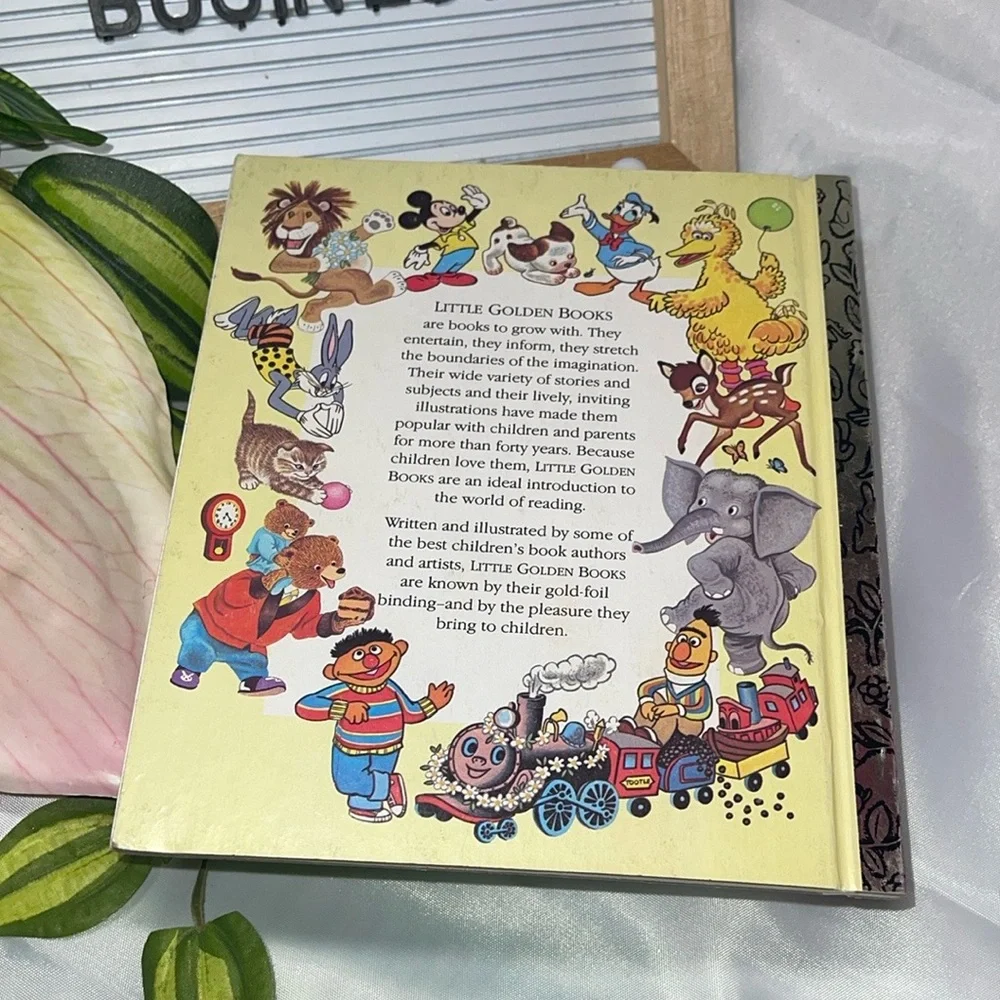 Porky Pig and Bugs Bunny - Just Like Magic! (VG, HC, 1991) Golden Book